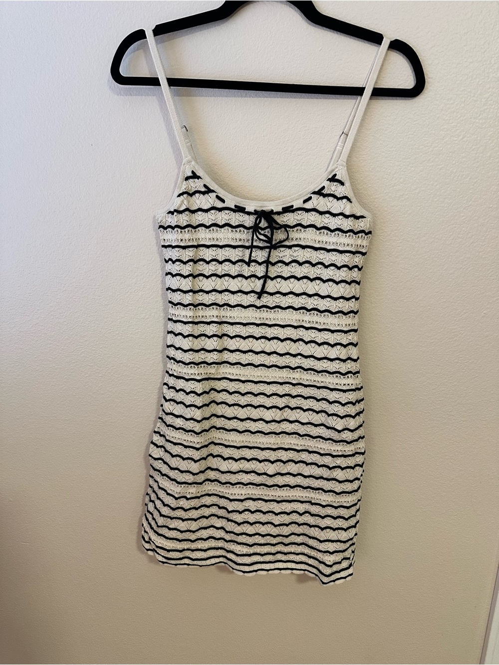 Hollister Black and White Striped Crochet Tank with Tie fully lined